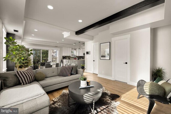 Building Photo - 4240 34th St