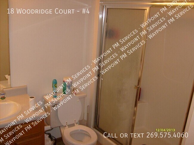 Building Photo - 18 Woodridge Ct
