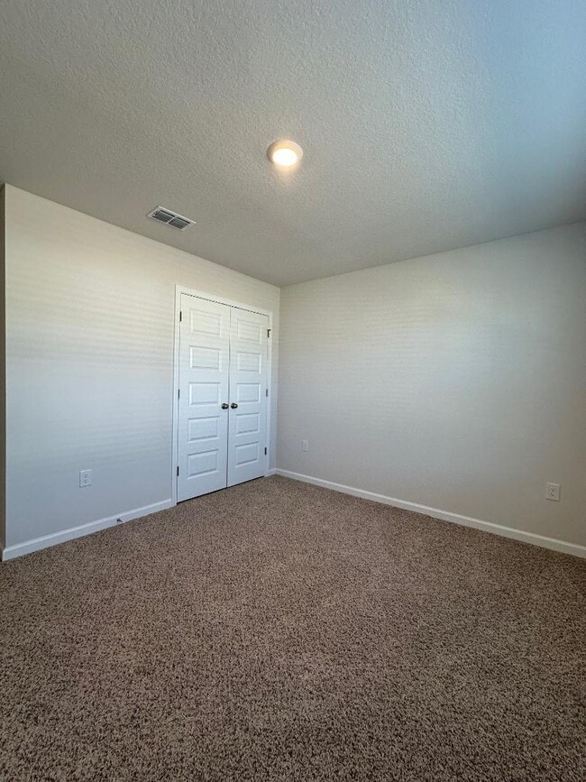 Building Photo - 3998 Whitetail Ln