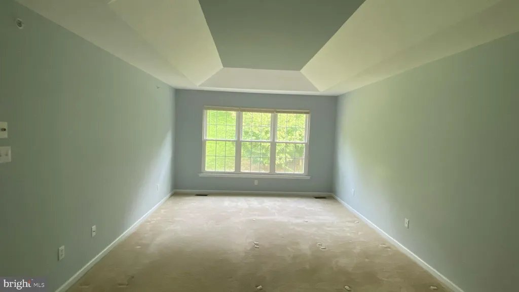 Building Photo - 186 Birchwood Dr
