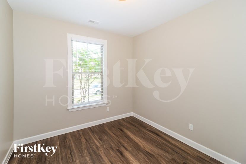 Building Photo - 2275 Wellspring Ln