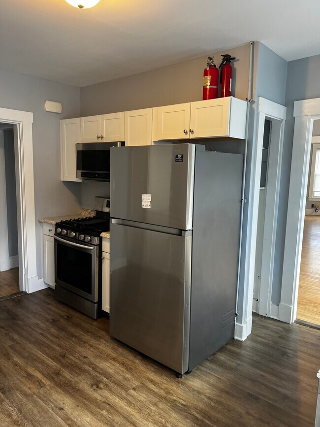 Building Photo - 83 Dartmouth St