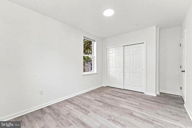 Building Photo - 1315 N 59th St