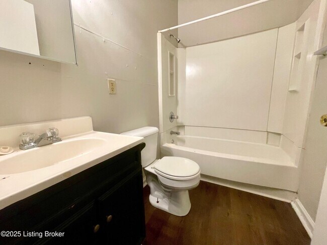Building Photo - 1214 S 41st St