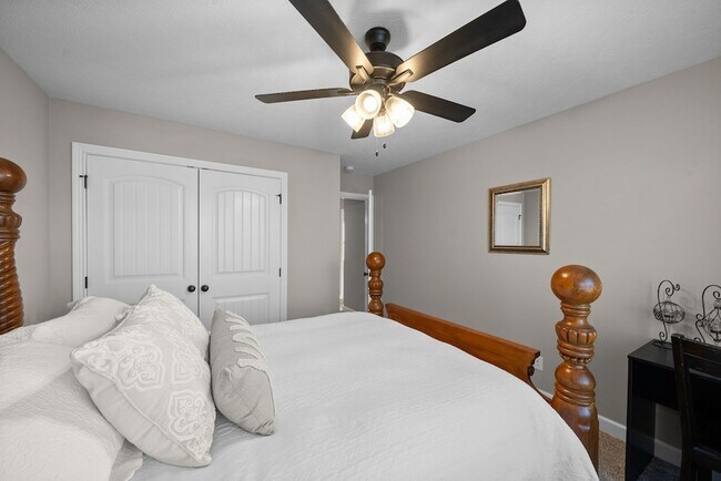 Building Photo - 2459 Shadowood Rd