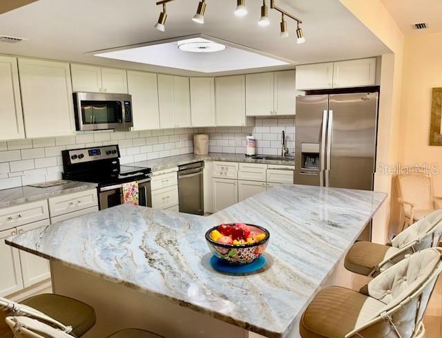 Building Photo - 3 Pirates Ln