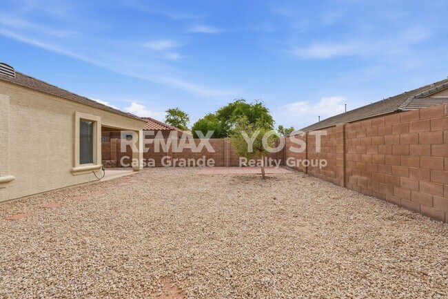Building Photo - 1377 Prickly Pear St