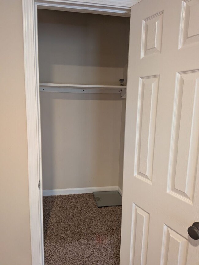 Building Photo - 4108 Cedar Crest Ln