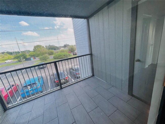 Building Photo - 4045 Atrium Dr