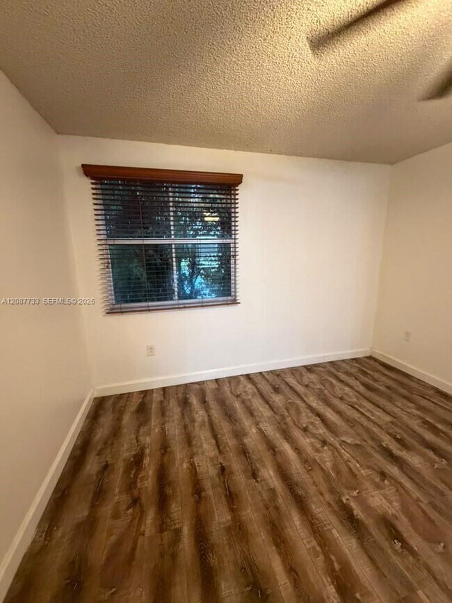 Building Photo - 4746 NW 97th Pl