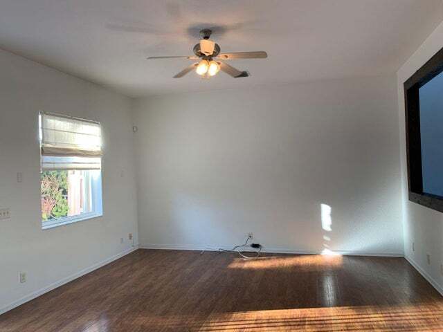 Building Photo - 5202 Victoria Cir