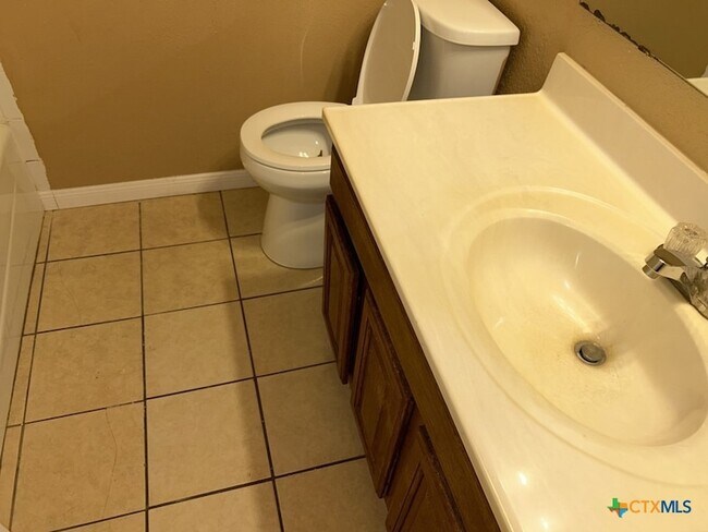 Building Photo - 1805 Galaxy Dr