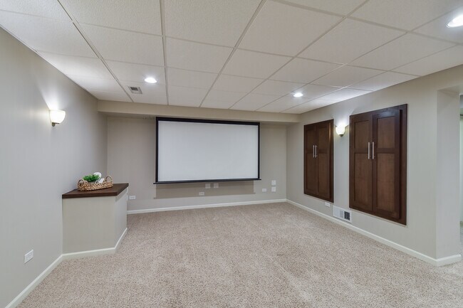 Building Photo - 2067 Childs Ct