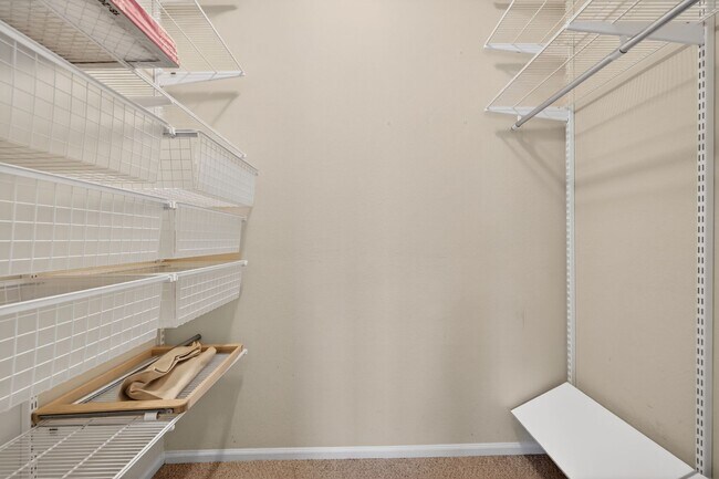 Building Photo - 11800 Old Georgetown Rd