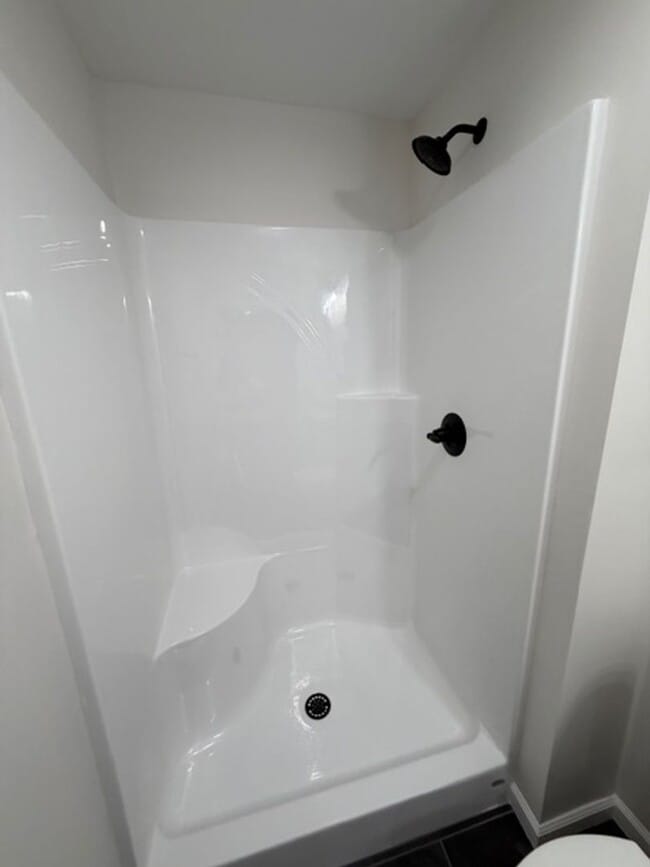 Building Photo - Beautiful New 3 Bedroom 2 Bath House!