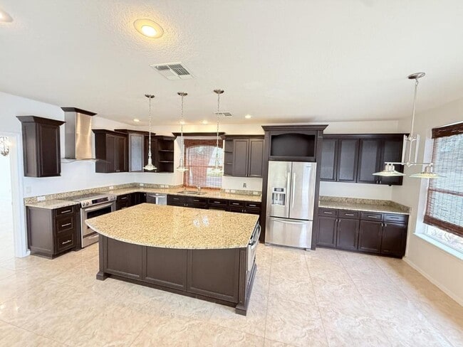 Building Photo - 8055 Glitter Ct