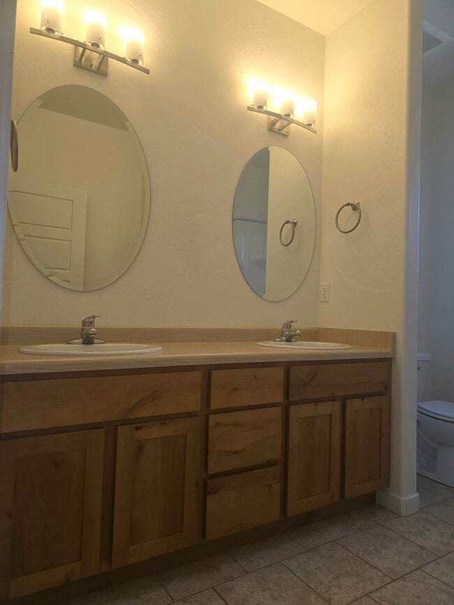 Building Photo - MOVE IN SPECIAL: $300 off the first full month of rent!
