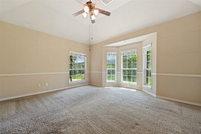 Building Photo - 20698 Oakhurst Meadows Dr