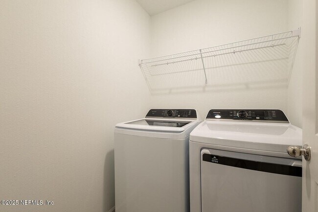 Building Photo - 2181 Windward Cay Ln