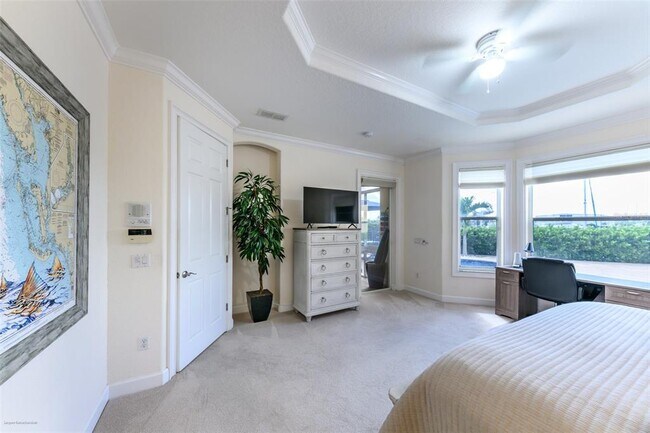 Building Photo - 3209 Sunset Key Cir