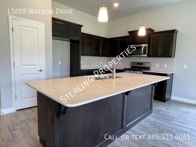 Building Photo - 13609 Watson Dr