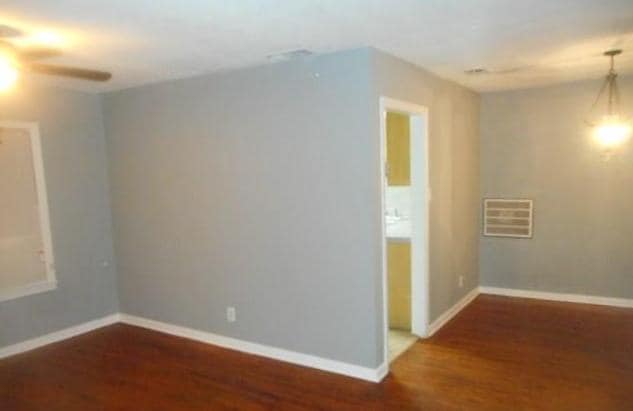 Building Photo - 1617 Cambridge Dr