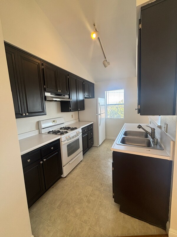 Building Photo - 3722 Sawtelle Blvd