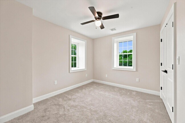 Building Photo - 1512 Naamans Creek Rd