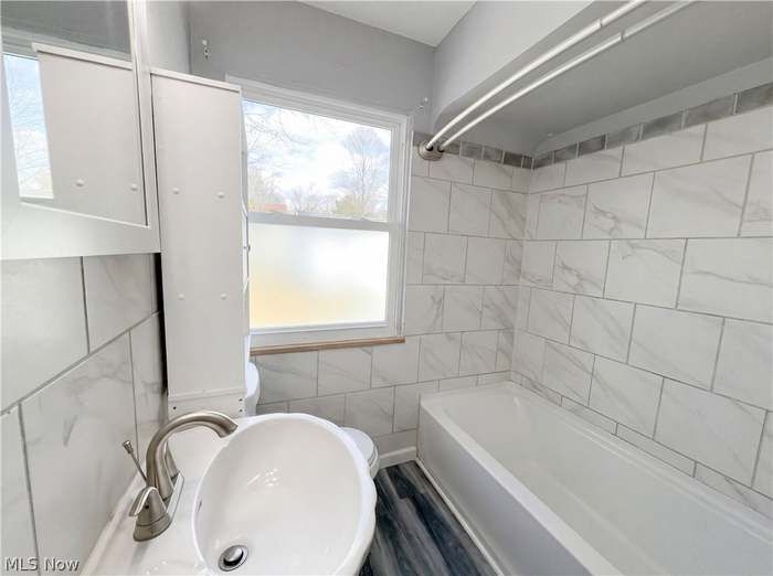 Building Photo - 18715 Libby Rd