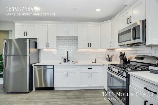 Building Photo - 1211 Mollie St