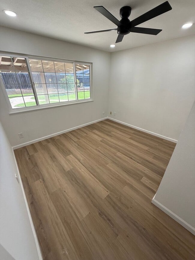 Building Photo - Newly Remodeled Home near Imperial Beach