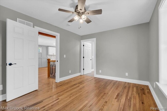 Building Photo - 1654 Giddings Rd