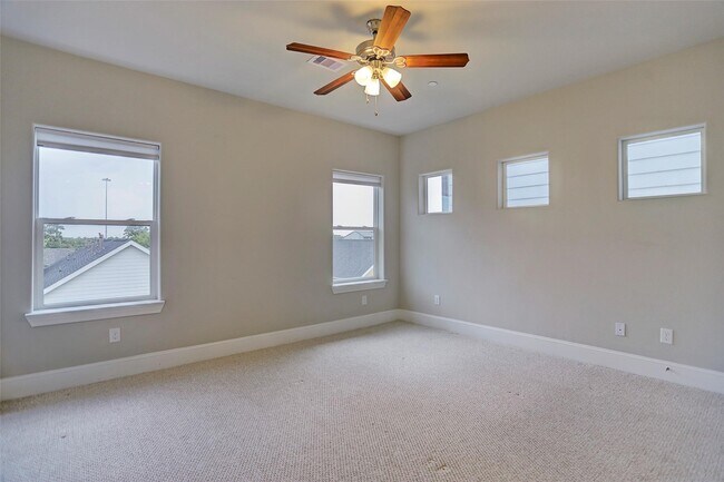 Building Photo - 4206 Eigel St