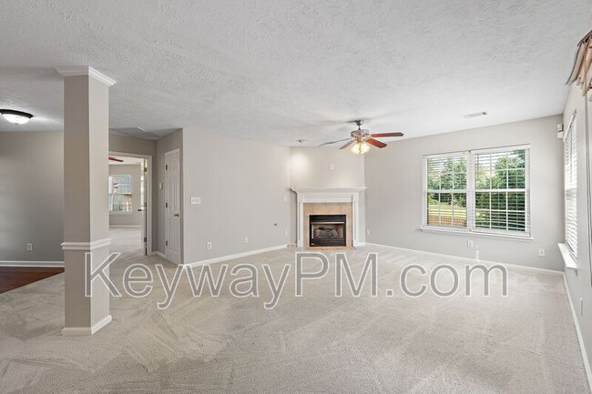 Building Photo - 845 Prairie Ln