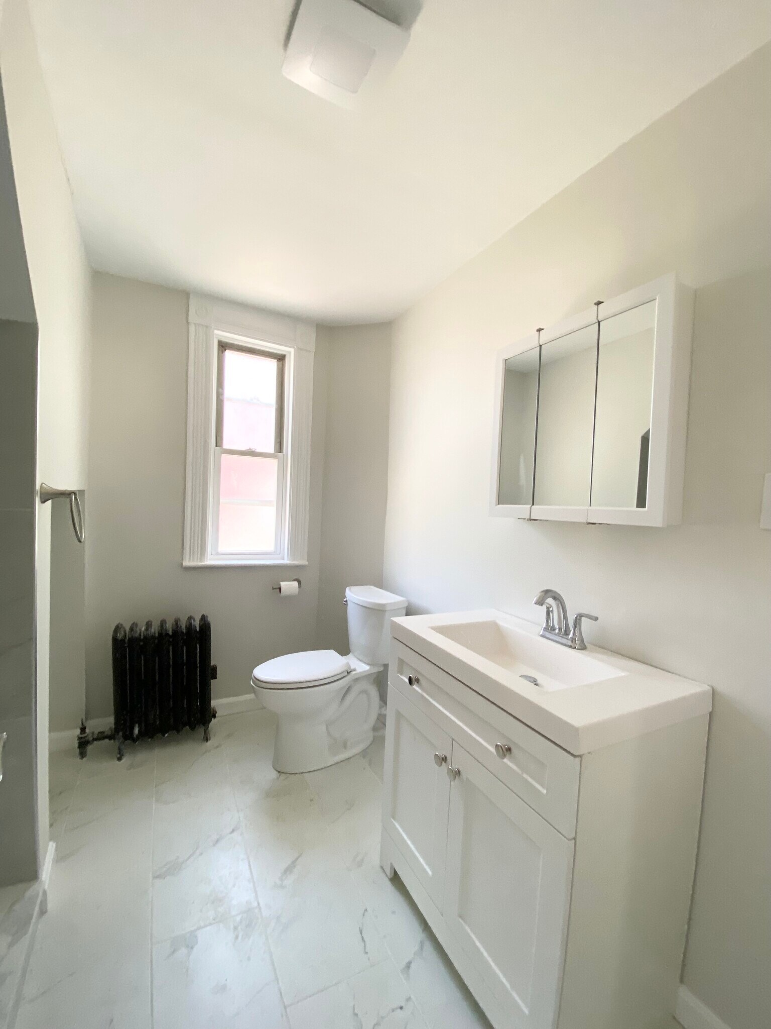 Building Photo - 189 Whitwell St
