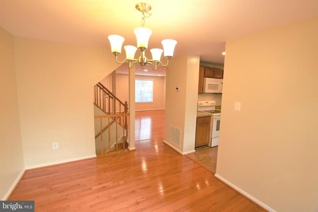 Building Photo - 6605 Briarleigh Way