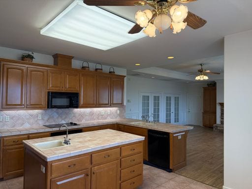 Building Photo - Morgan Hill Foothills Home