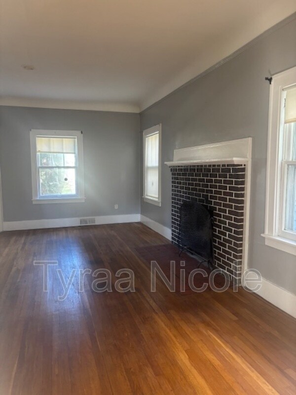 Building Photo - 4235 Glendale Ave