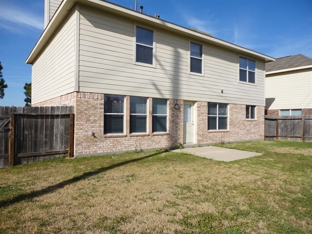 Building Photo - 18319 Fieldbluff Ln
