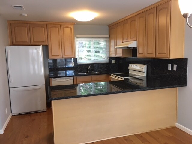 Building Photo - 22650 Silver Oak Ln