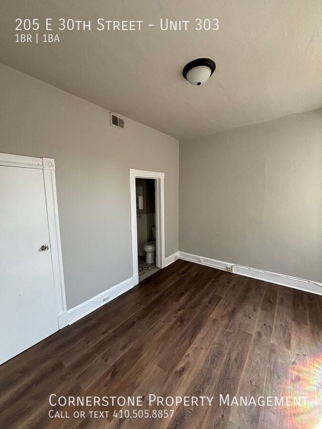 Building Photo - 205 E 30th St