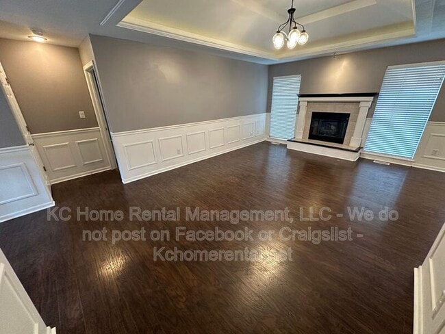 Building Photo - 625 NW Rosaceae Dr