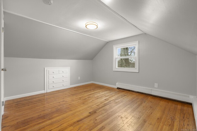 Building Photo - 267 N Washington St