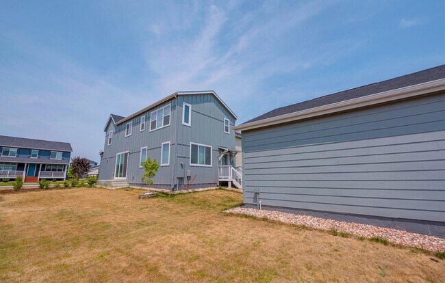 Building Photo - 12746 River Rock Wy