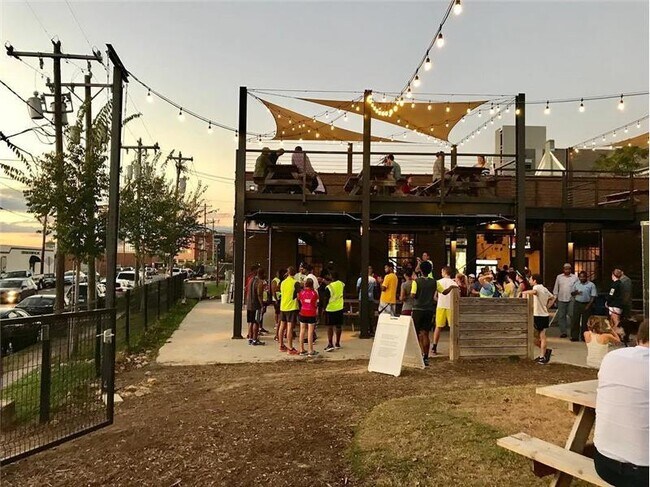 Ponysaurus Brewing - 1003 Lowry Ave