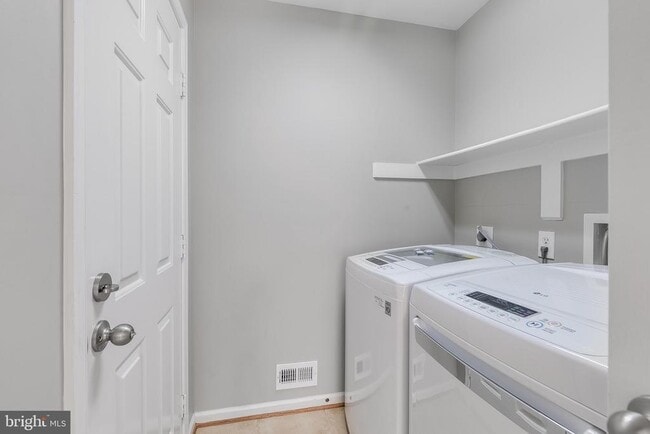 Building Photo - 21354 Fultonham Cir