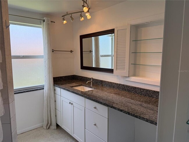 Building Photo - 8735 Dunmore Dr