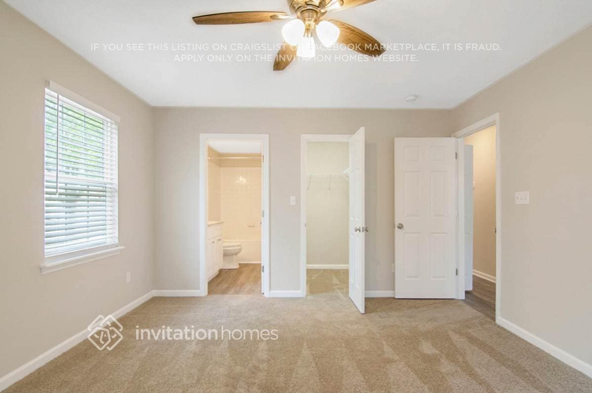 Building Photo - 2831 Bombay Dr