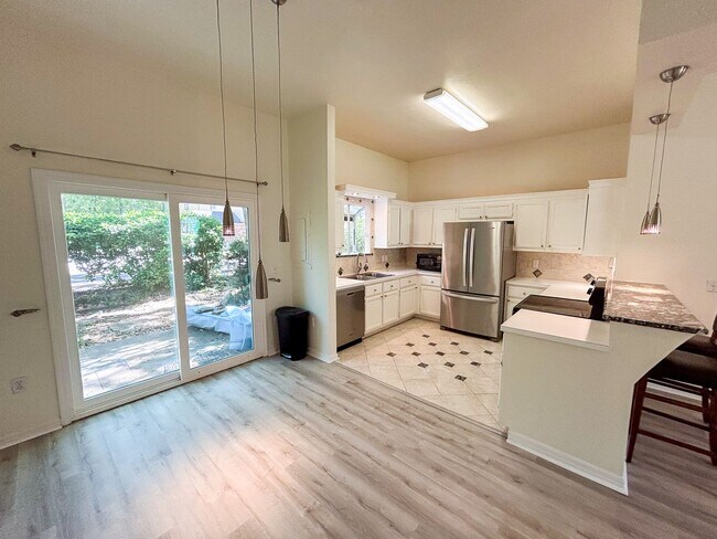 Building Photo - 5283 SW 97th Way