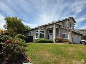 Building Photo - RANCH SOLANO